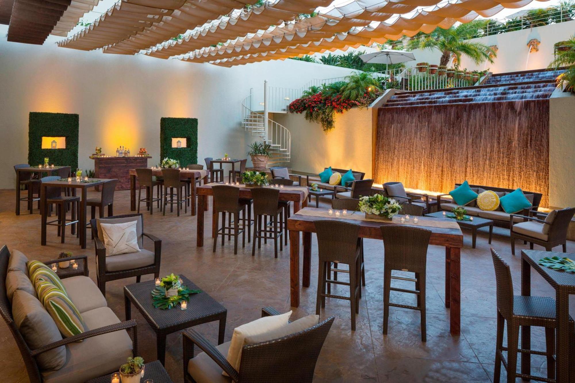 The Westin South Coast Plaza, Hotel 4*