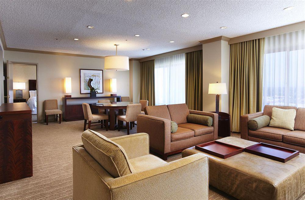 The Westin South Coast Plaza, Hotel 4*