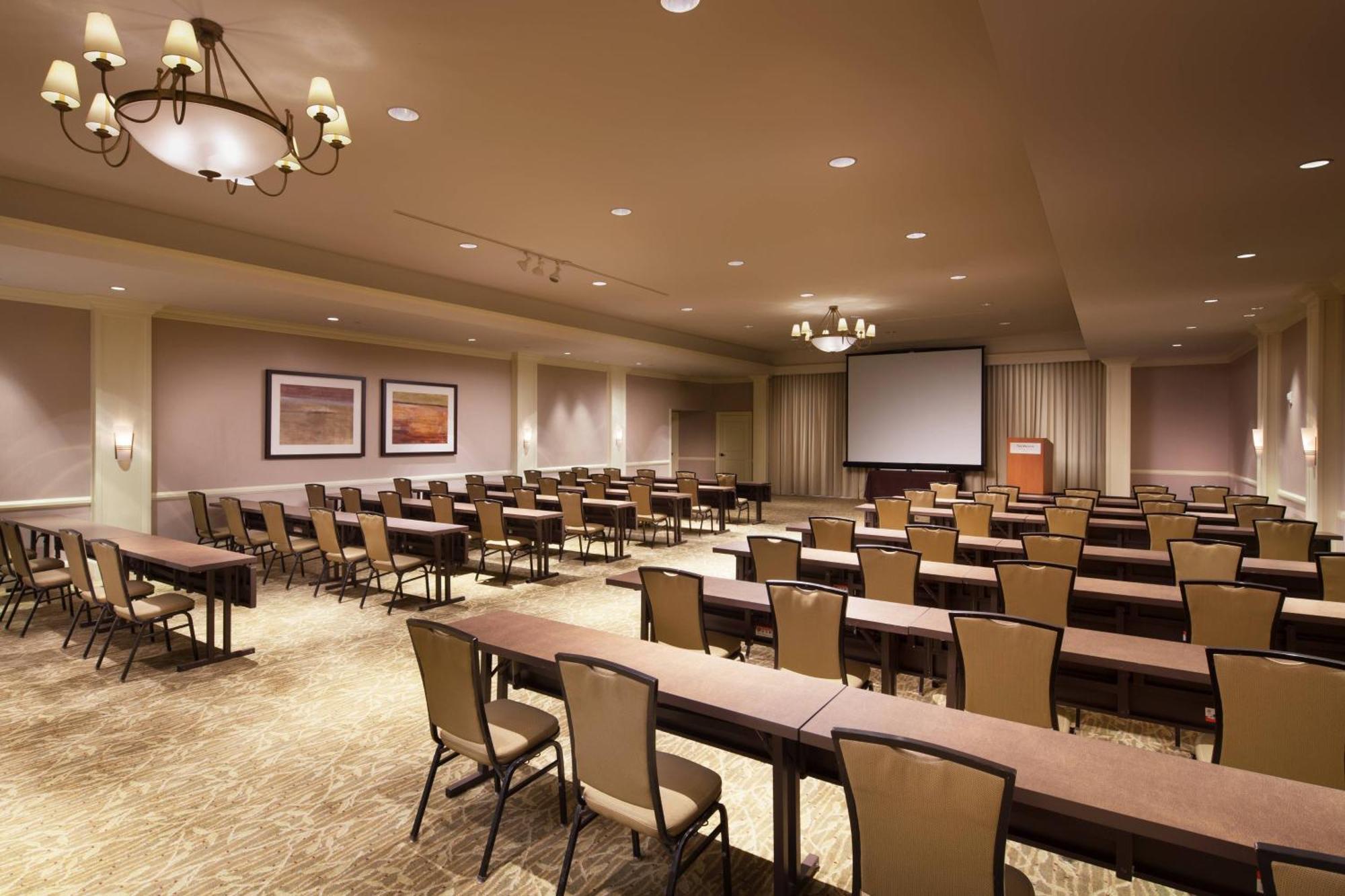 Hotel The Westin South Coast Plaza, 4*