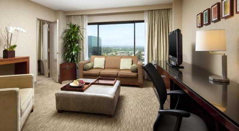 The Westin South Coast Plaza, Hotel 4*